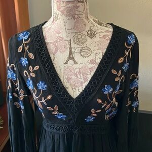 BLUE RAIN @ FRANCESCA’S. BLACK & BLUE & RUST SIZE MEDIUM DRESS. ADORABLE!  NWT